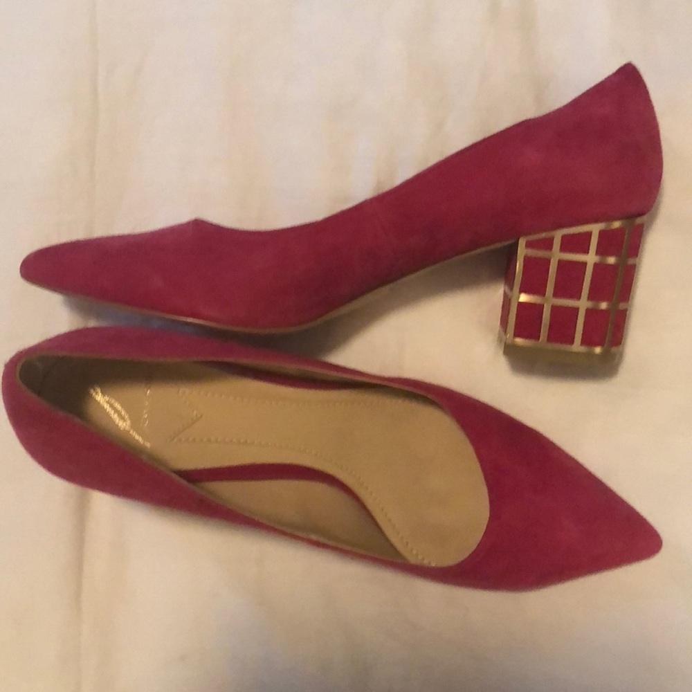 Brian Atwood Block Heel Pumps. Sz 9.5